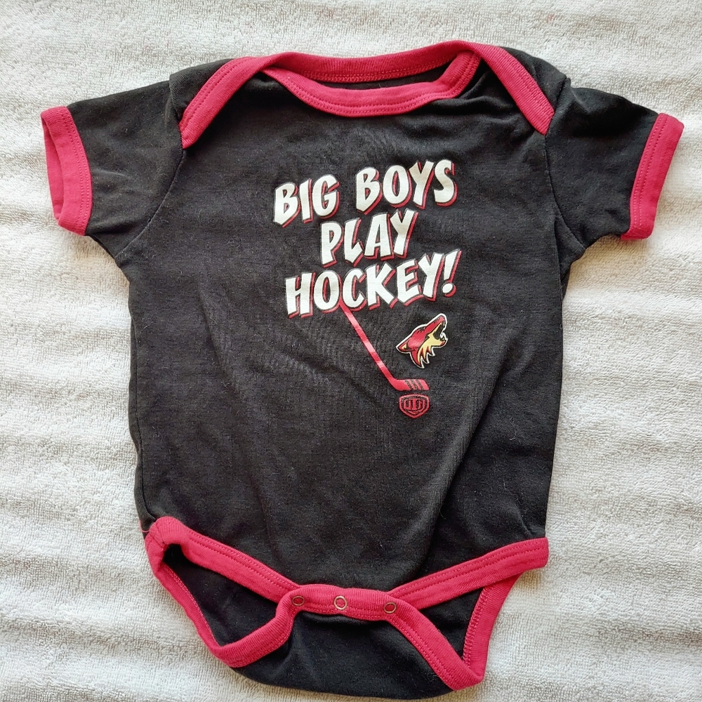 Arizona Coyotes Baby Onesie 18 Months